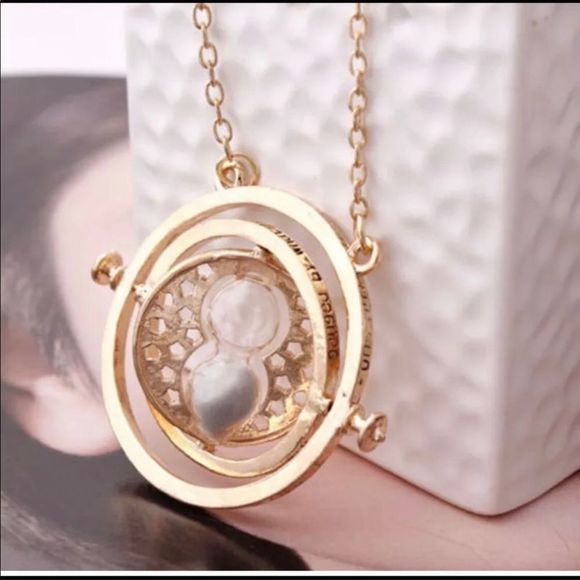 Harry Potter Hermione Granger Time Turner Necklace - Picture 5 of 5